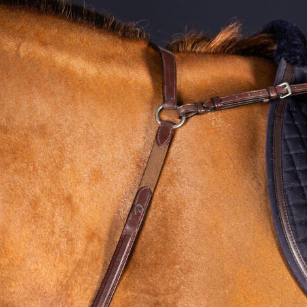 DYON New English Collection Bridge Breastplate|Premium Equestrian Accessory