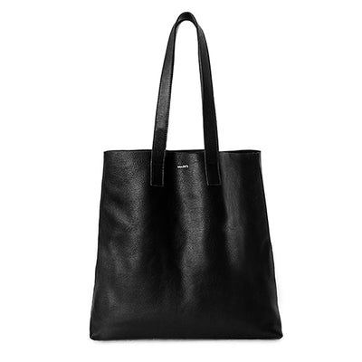Accessorize with Style: Transform Your Look with a Messenger Tote Bag