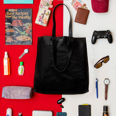 Accessorize with Style: Transform Your Look with a Messenger Tote Bag